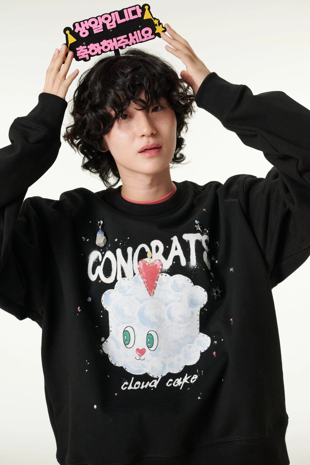 [CLOUD CAKE]Fashion Cloud Cake  Drawing Embroidered Sweatshirt Unisex